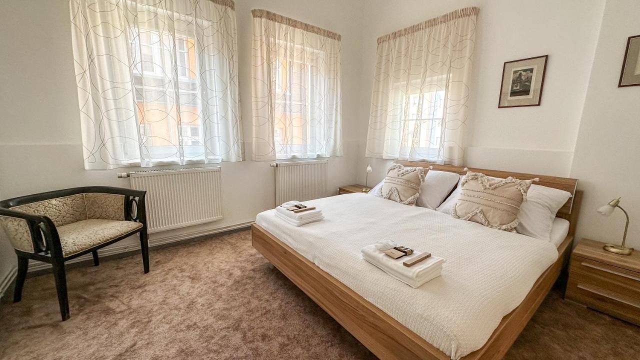 Apartment Bohemia Karlovy Vary Ngoại thất bức ảnh