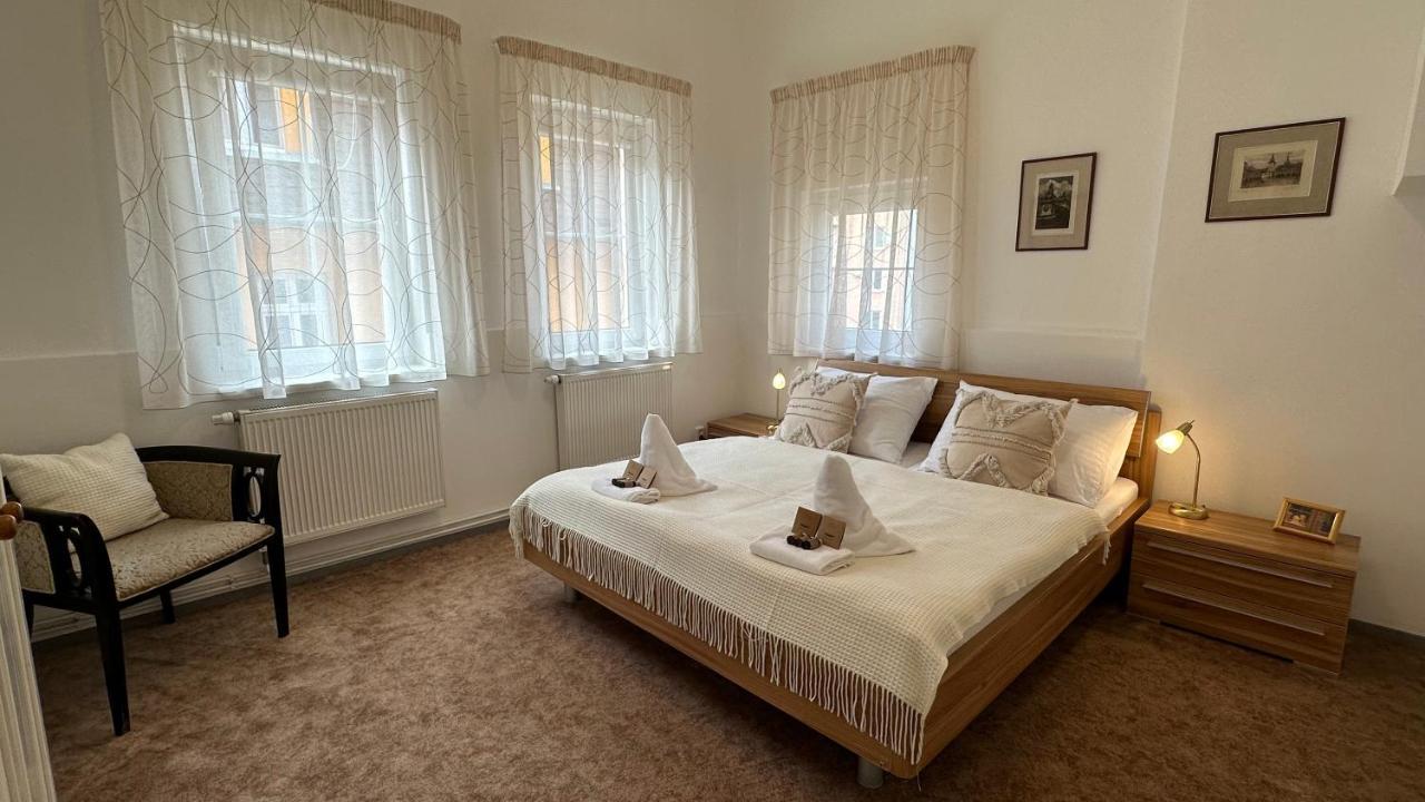 Apartment Bohemia Karlovy Vary Ngoại thất bức ảnh